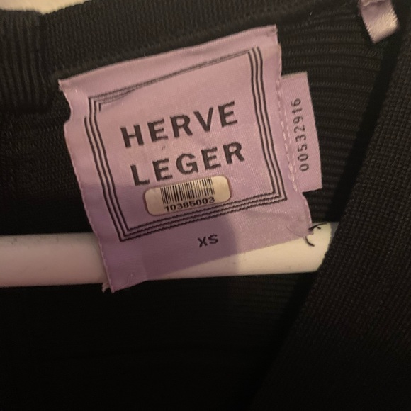 100% authentic Black Herve Leger dress - Picture 4 of 7